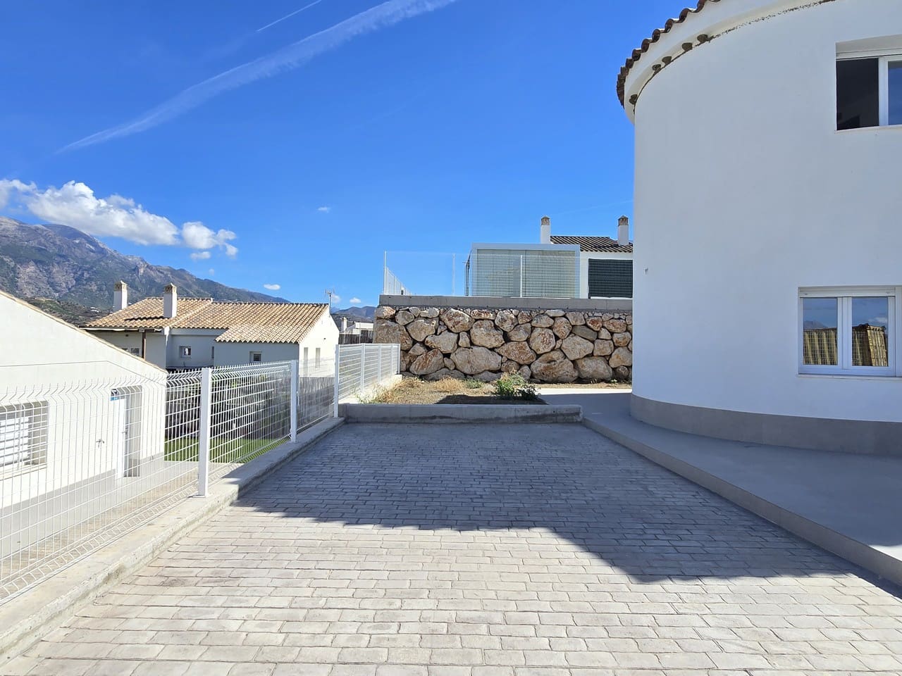 5 slaapkamer Villa te koop in Vinuela met zwembad garage - € 498.000 (Ref: 10158572)