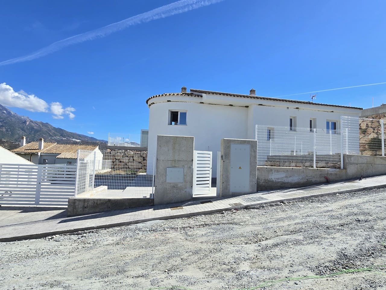 5 slaapkamer Villa te koop in Vinuela met zwembad garage - € 498.000 (Ref: 10158572)
