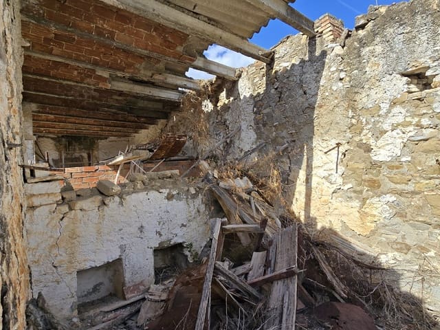 Mark till salu i Puente de Don Manuel, Alcaucín - 60 000 € (Ref: 10160535)