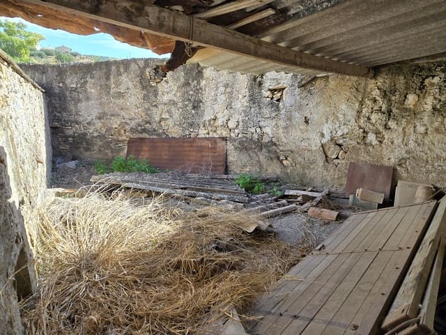 Mark till salu i Puente de Don Manuel, Alcaucín - 60 000 € (Ref: 10160535)