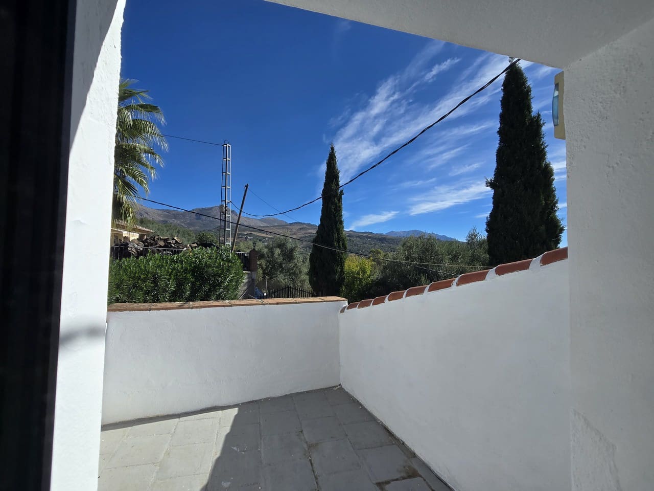 Chalet de 5 habitaciones en Periana en venta con piscina garaje - 425.000 € (Ref: 10168837)