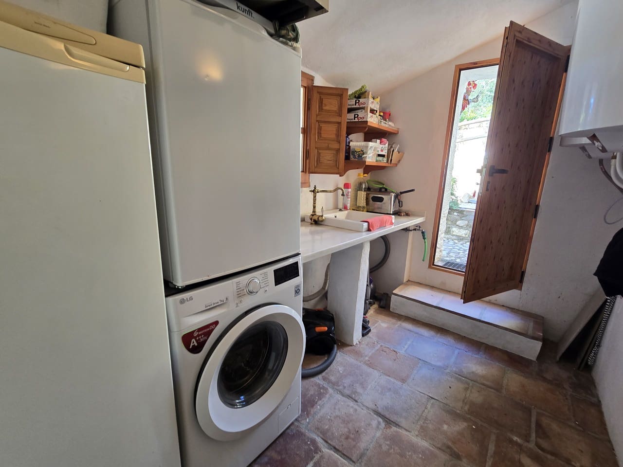 Chalet de 5 habitaciones en Periana en venta con piscina garaje - 425.000 € (Ref: 10168837)