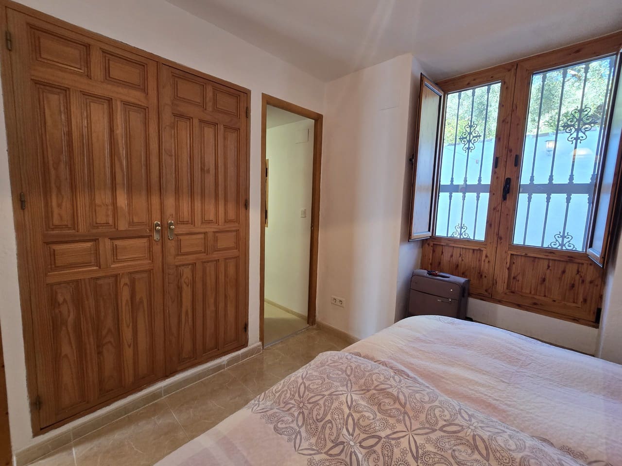 Chalet de 5 habitaciones en Periana en venta con piscina garaje - 425.000 € (Ref: 10168837)
