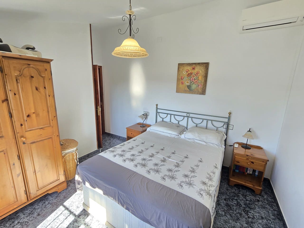 Chalet de 5 habitaciones en Periana en venta con piscina garaje - 425.000 € (Ref: 10168837)