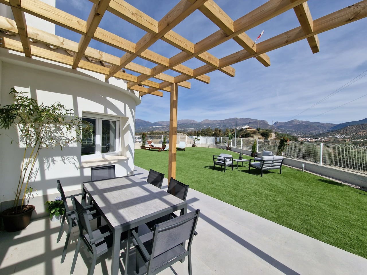 3 soveværelse Villa til salg i Vinuela med garage - € 365.000 (Ref: 6725013)