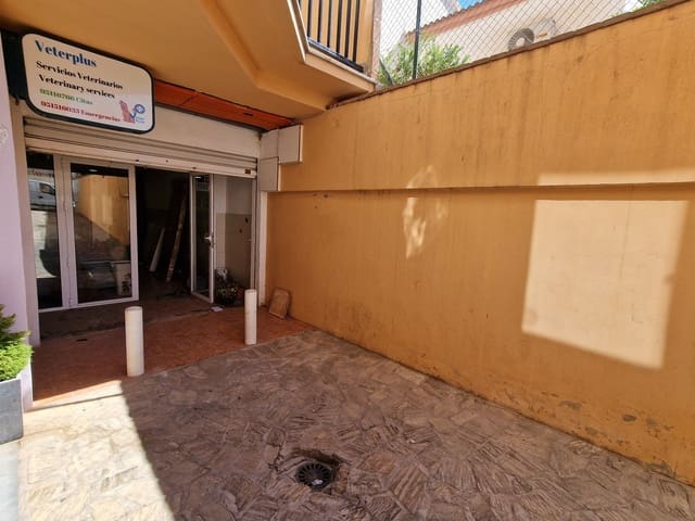Komercyjne na sprzedaż w Puente de Don Manuel, Alcaucín z garażem - 85 000 € (Ref: 6951905)