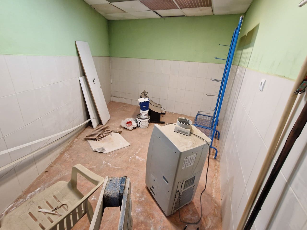 Kommersiell til salgs i Puente de Don Manuel med garasje - € 85 000 (Ref: 6951905)