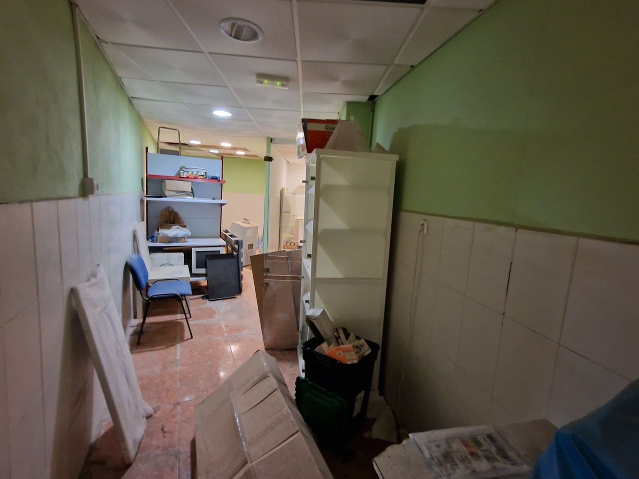 Kommersiell til salgs i Puente de Don Manuel med garasje - € 85 000 (Ref: 6951905)