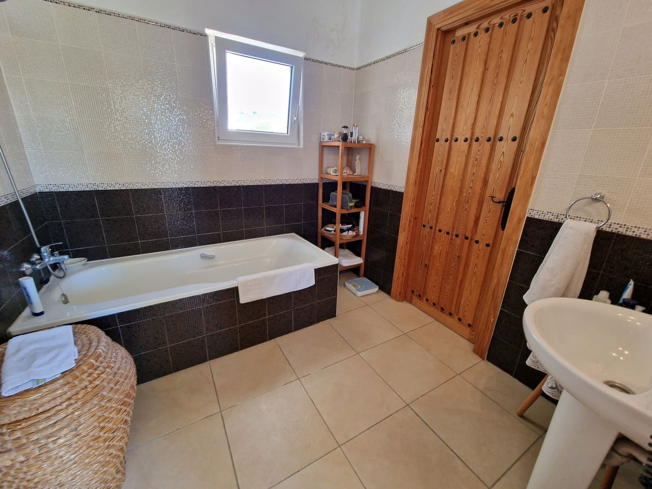 4 sovrum Villa till salu i Canillas de Aceituno med garage - 395 000 € (Ref: 7460058)