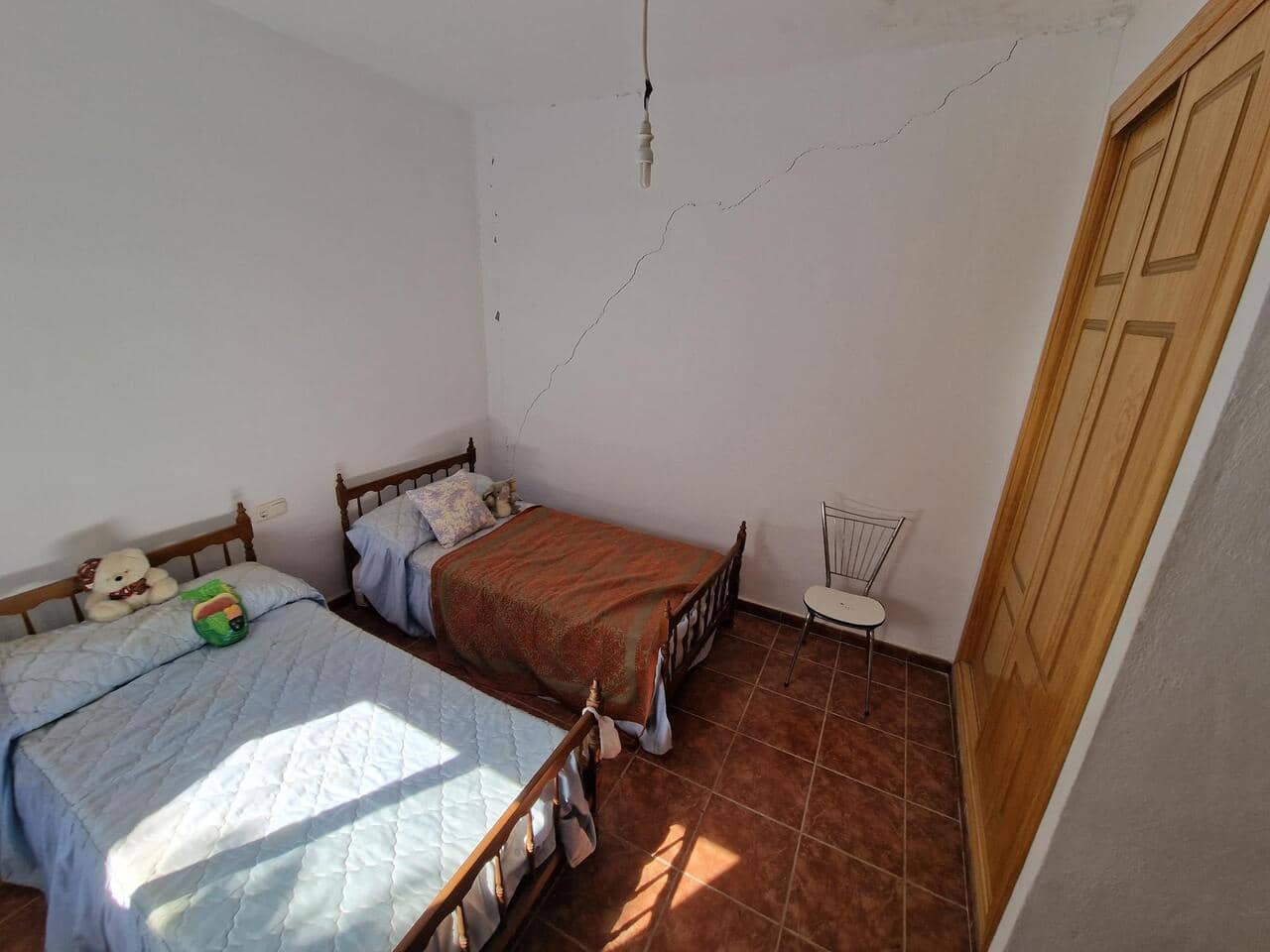 6 soveværelse Villa til salg i Alcaucin med garage - € 330.000 (Ref: 7656584)