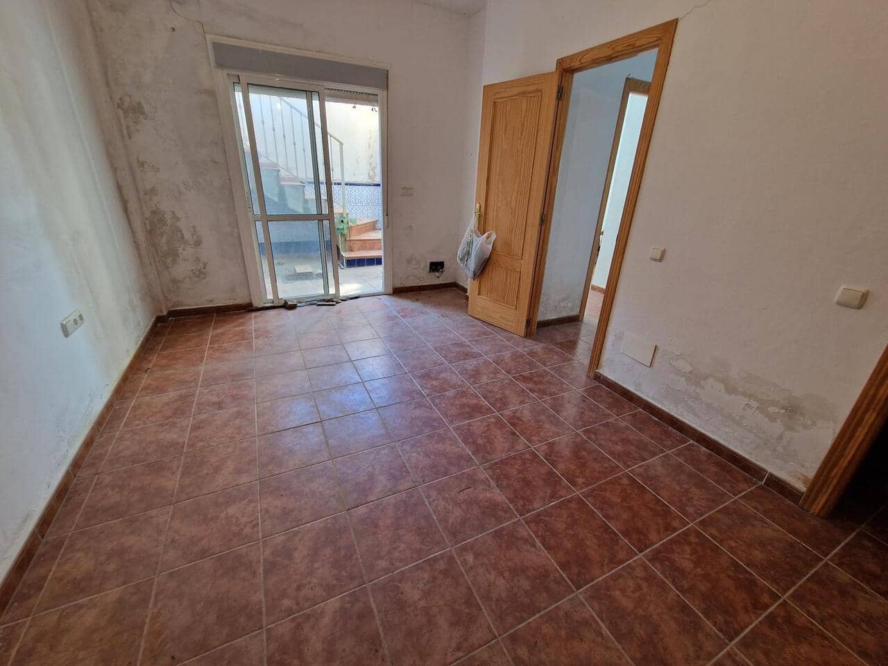 6 soveværelse Villa til salg i Alcaucin med garage - € 330.000 (Ref: 7656584)