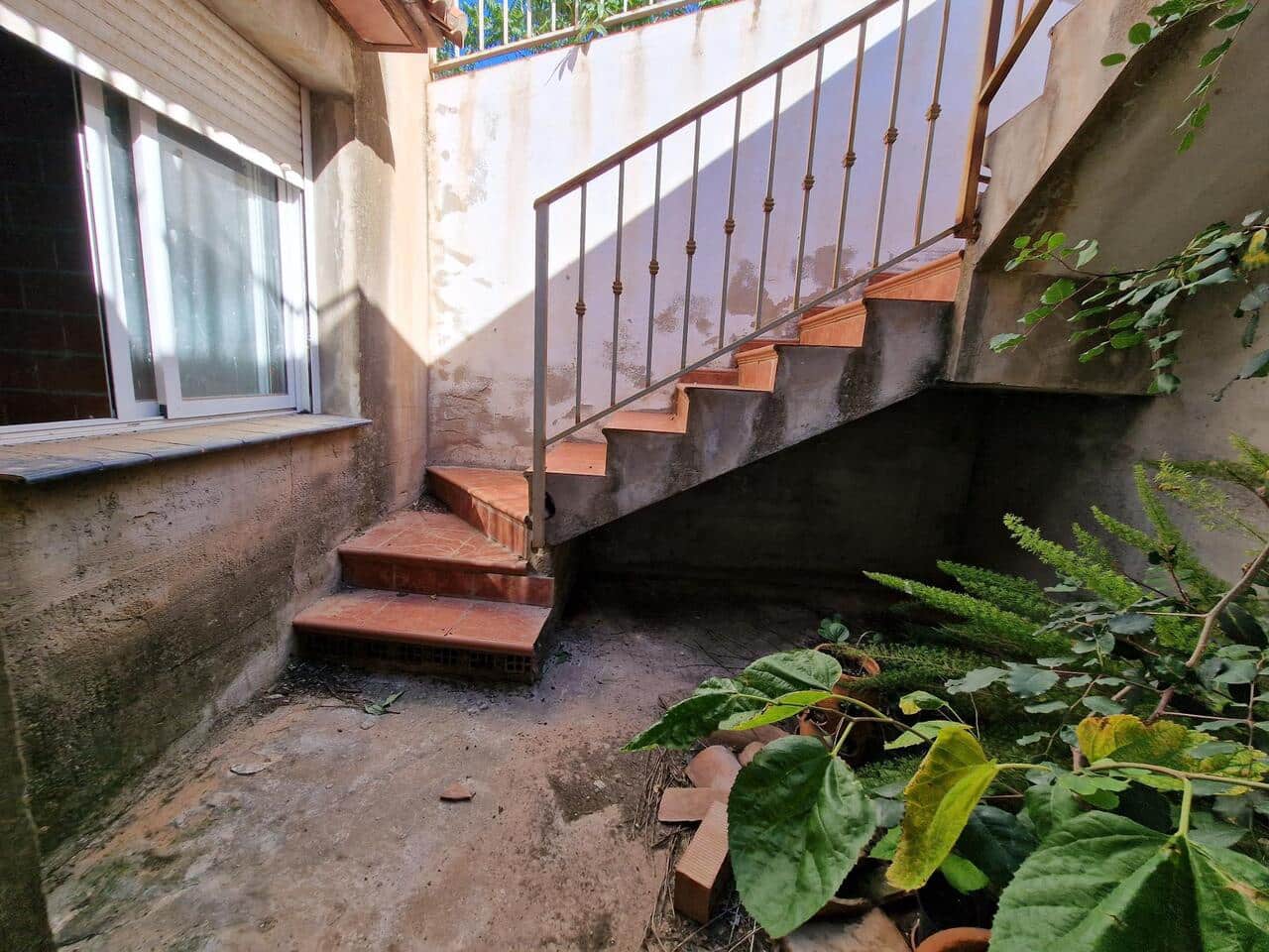 6 soveværelse Villa til salg i Alcaucin med garage - € 330.000 (Ref: 7656584)