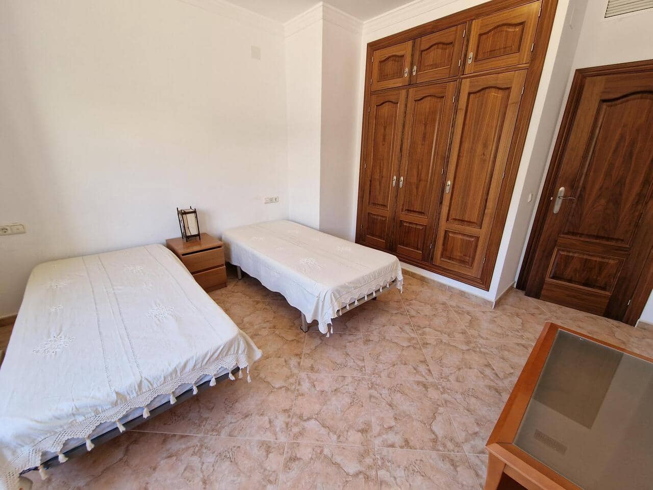 4 soveværelse Villa til salg i Periana med swimmingpool - € 699.000 (Ref: 7721117)