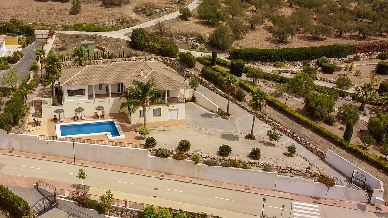 4 soverom Villa til salgs i Periana med svømmebasseng - € 699 000 (Ref: 7721117)