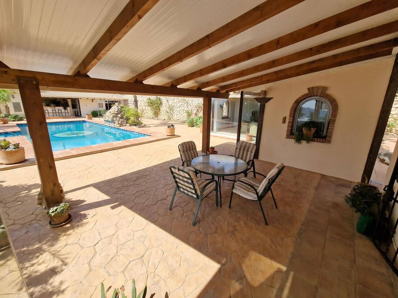 4 chambre Villa/Maison à vendre à Periana avec piscine garage - 795 000 € (Ref: 7804346)