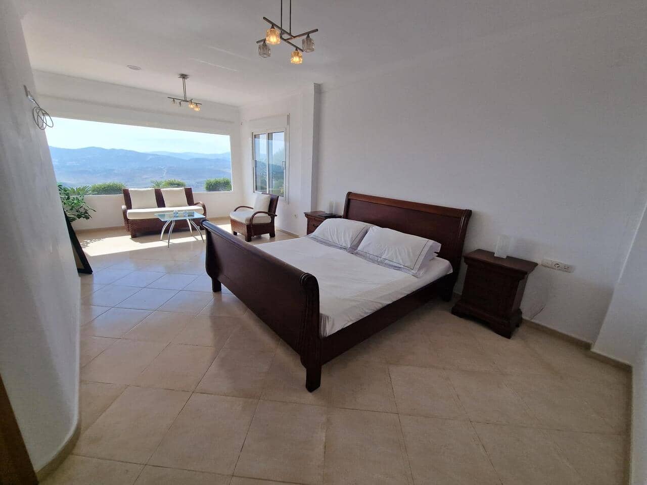 5 sovrum Villa till salu i Periana med pool garage - 749 000 € (Ref: 7837857)