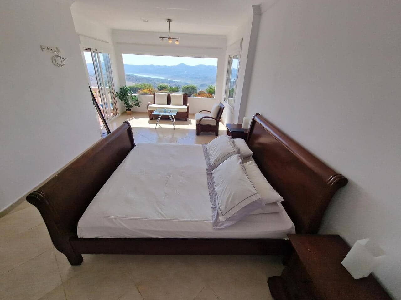 5 sovrum Villa till salu i Periana med pool garage - 749 000 € (Ref: 7837857)