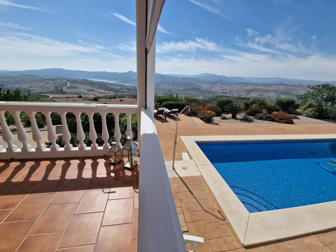 5 sovrum Villa till salu i Periana med pool garage - 749 000 € (Ref: 7837857)