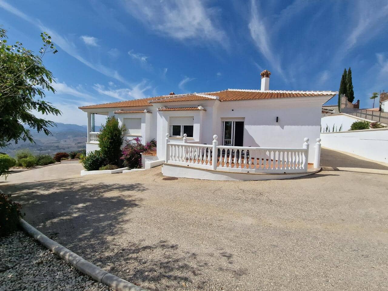 5 sovrum Villa till salu i Periana med pool garage - 749 000 € (Ref: 7837857)