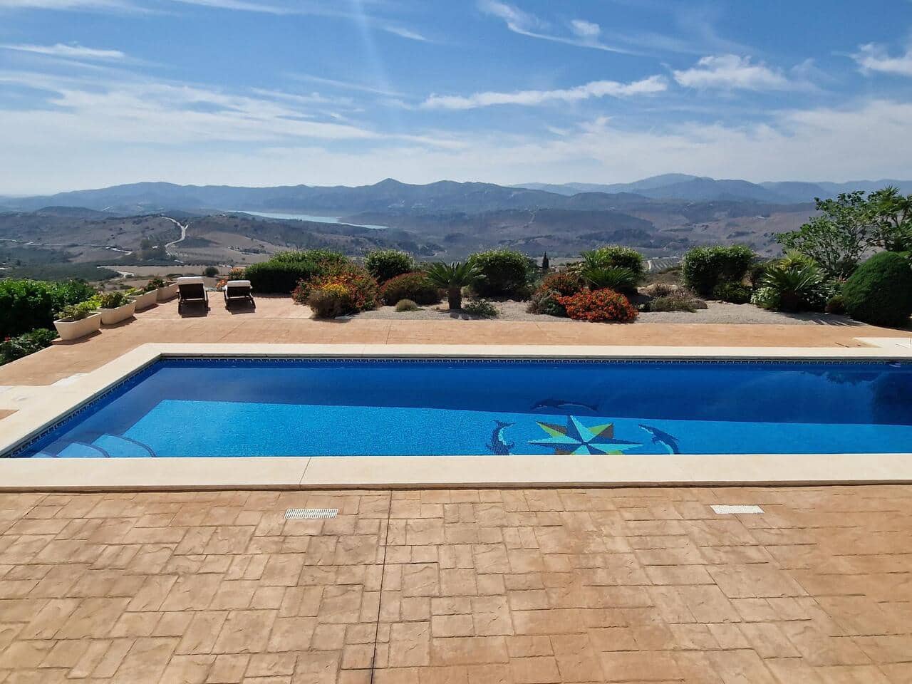5 sovrum Villa till salu i Periana med pool garage - 749 000 € (Ref: 7837857)