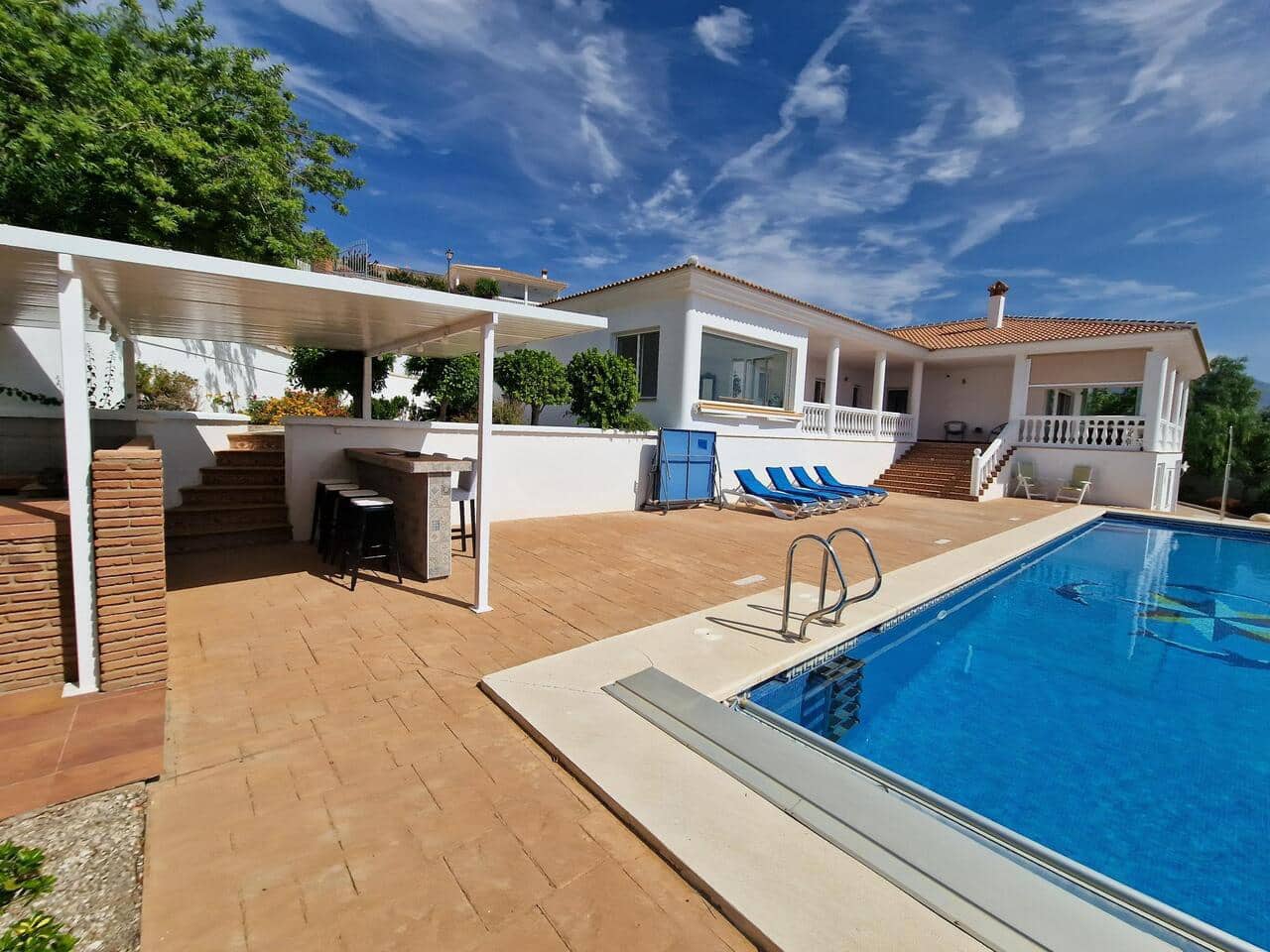 5 sovrum Villa till salu i Periana med pool garage - 749 000 € (Ref: 7837857)