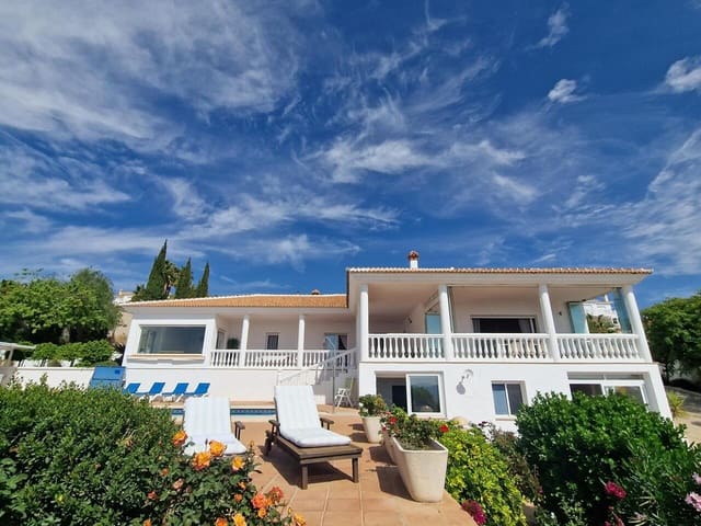 5 soverom Villa til salgs i Periana med svømmebasseng garasje - € 749 000 (Ref: 7837857)
