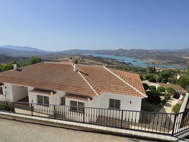 5 quarto Moradia para venda em Periana com piscina garagem - 749 000 € (Ref: 7837857)