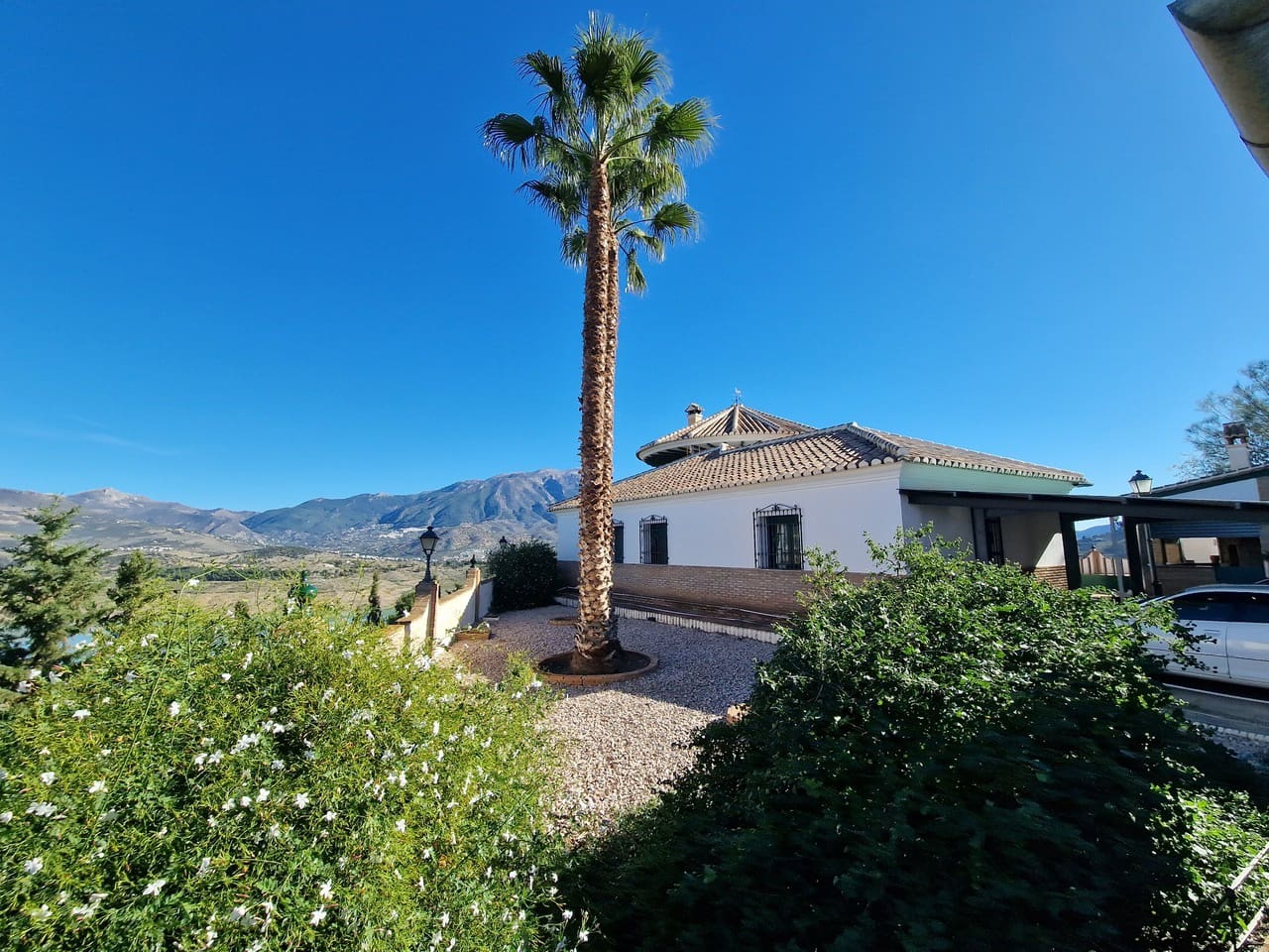 6 soverom Villa til salgs i Vinuela med svømmebasseng garasje - € 835 000 (Ref: 7911899)