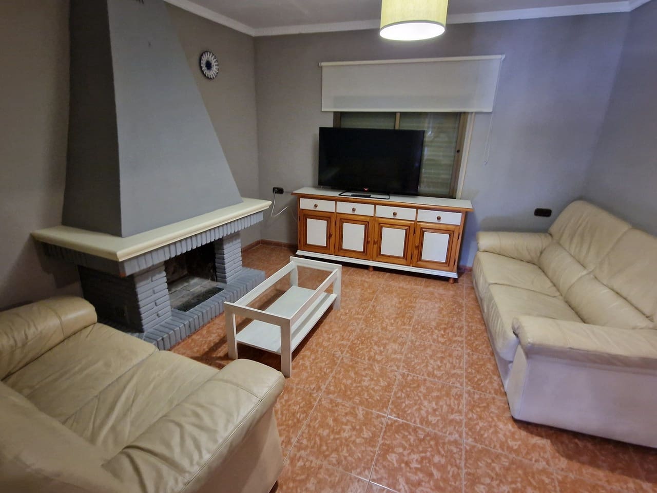 3 bedroom Townhouse for sale in Vinuela with garage - € 250,000 (Ref: 8347920)