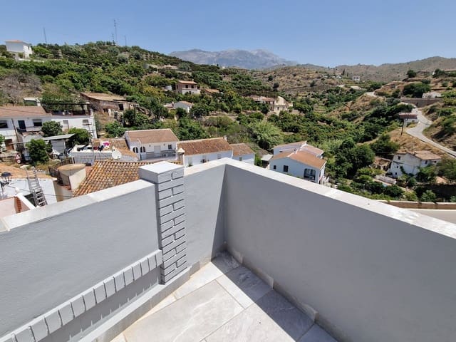 3 soveværelse Byhus til salg i Viñuela med garage - € 250.000 (Ref: 8347920)