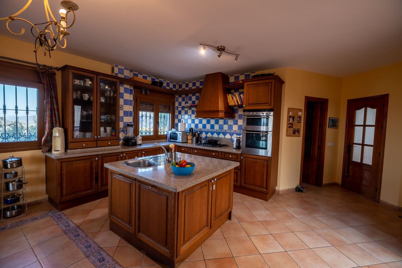 4 chambre Villa/Maison à vendre à Periana avec piscine - 729 000 € (Ref: 8658363)