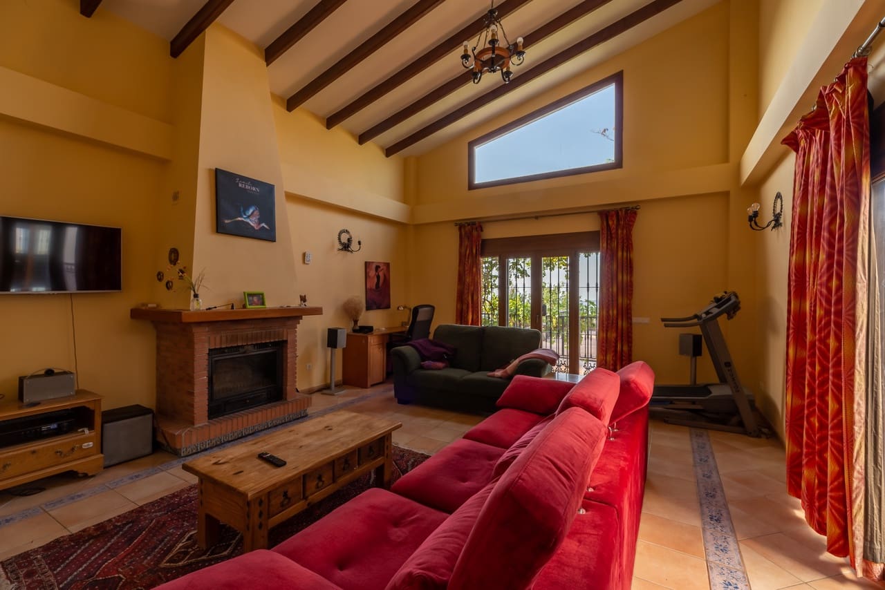 4 chambre Villa/Maison à vendre à Periana avec piscine - 729 000 € (Ref: 8658363)