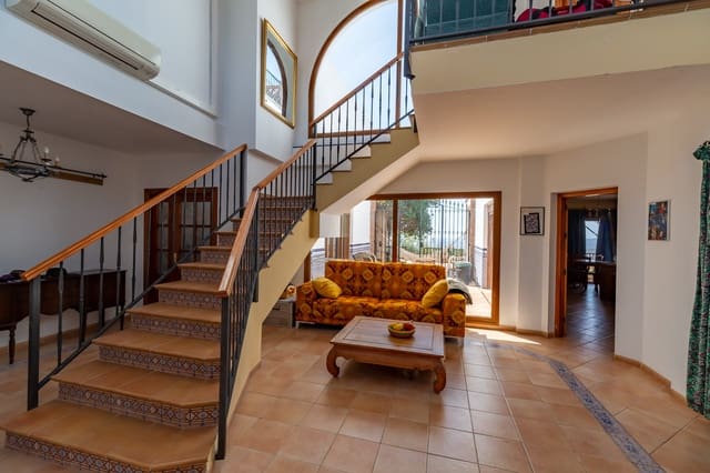 4 sypialnia Willa na sprzedaż w Periana z basenem - 729 000 € (Ref: 8658363)