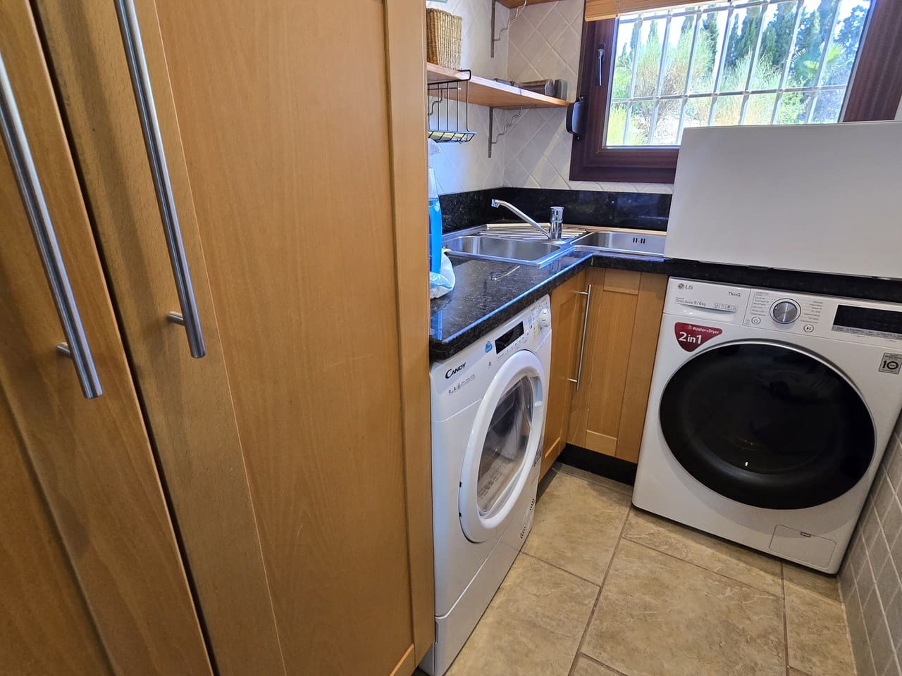 7 soverom Villa til salgs i Vinuela med svømmebasseng garasje - € 1 950 000 (Ref: 8752347)