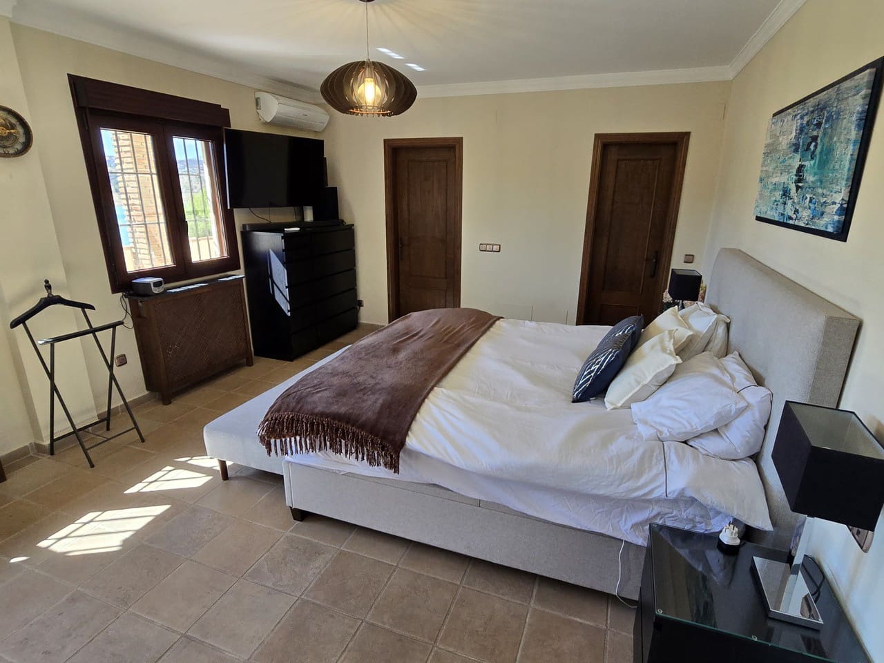 7 soverom Villa til salgs i Vinuela med svømmebasseng garasje - € 1 950 000 (Ref: 8752347)