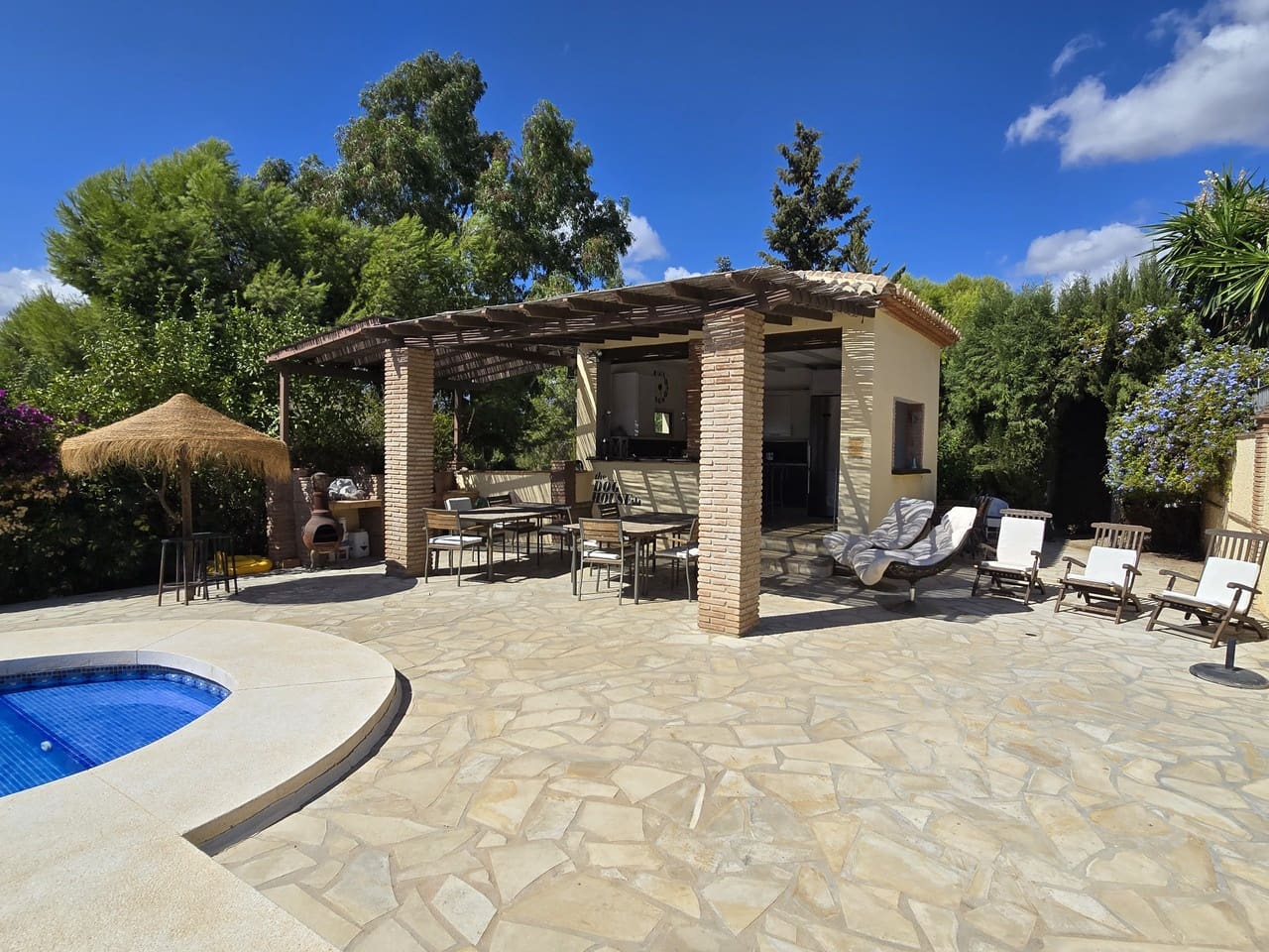 9 chambre Villa/Maison à vendre à Vinuela avec piscine garage - 1 900 000 € (Ref: 8752347)