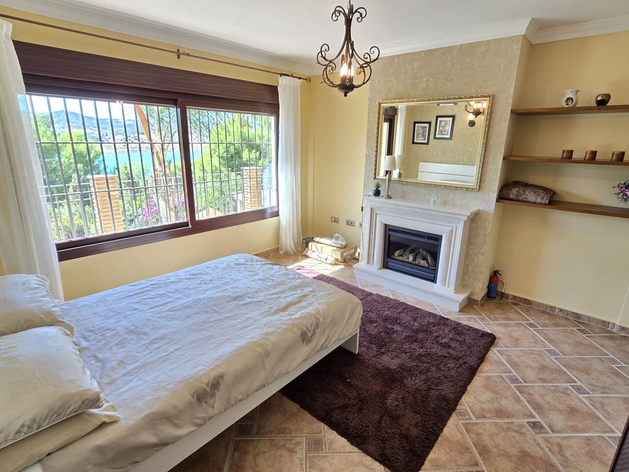 9 chambre Villa/Maison à vendre à Vinuela avec piscine garage - 1 900 000 € (Ref: 8752347)