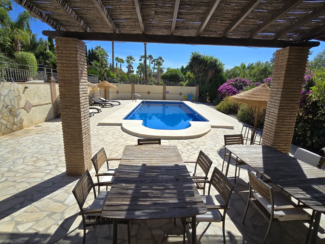9 chambre Villa/Maison à vendre à Vinuela avec piscine garage - 1 900 000 € (Ref: 8752347)