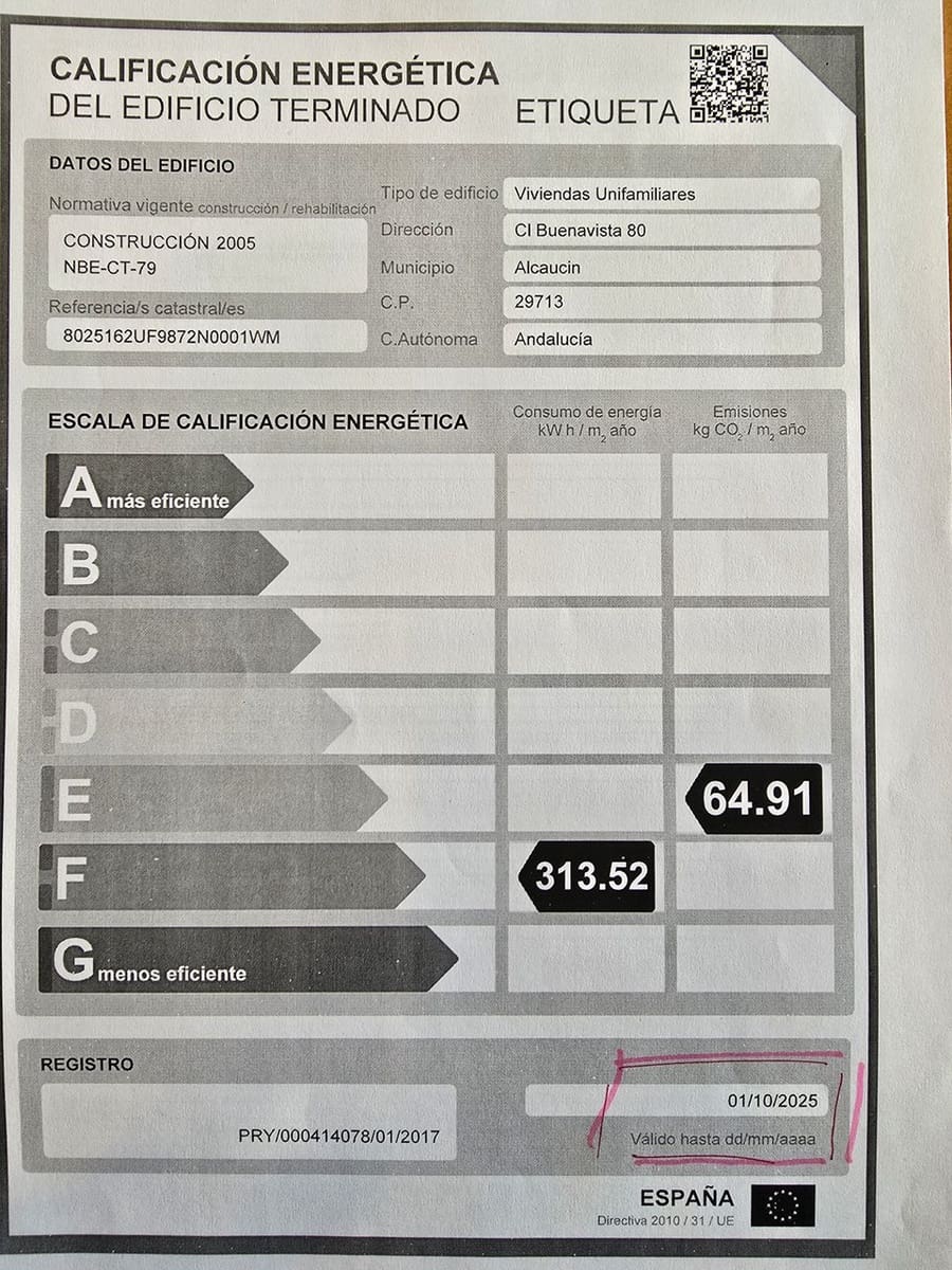 4 slaapkamer Villa te koop in Alcaucin met zwembad garage - € 335.000 (Ref: 8755692)