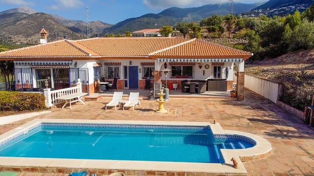5 soverom Villa til salgs i Alcaucín med svømmebasseng garasje - € 415 000 (Ref: 8828074)