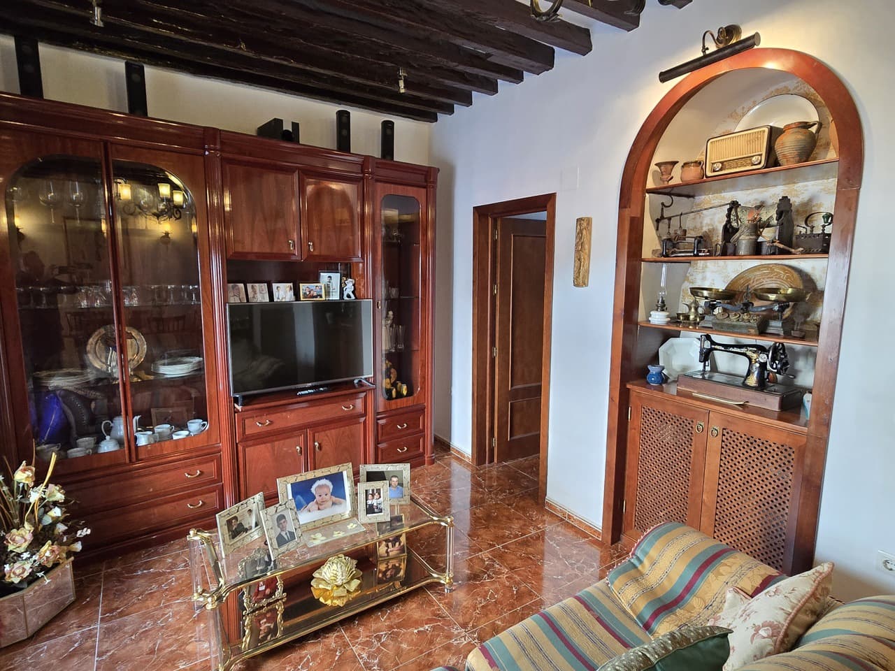 4 bedroom Villa for sale in Vinuela - € 193,000 (Ref: 8846601)