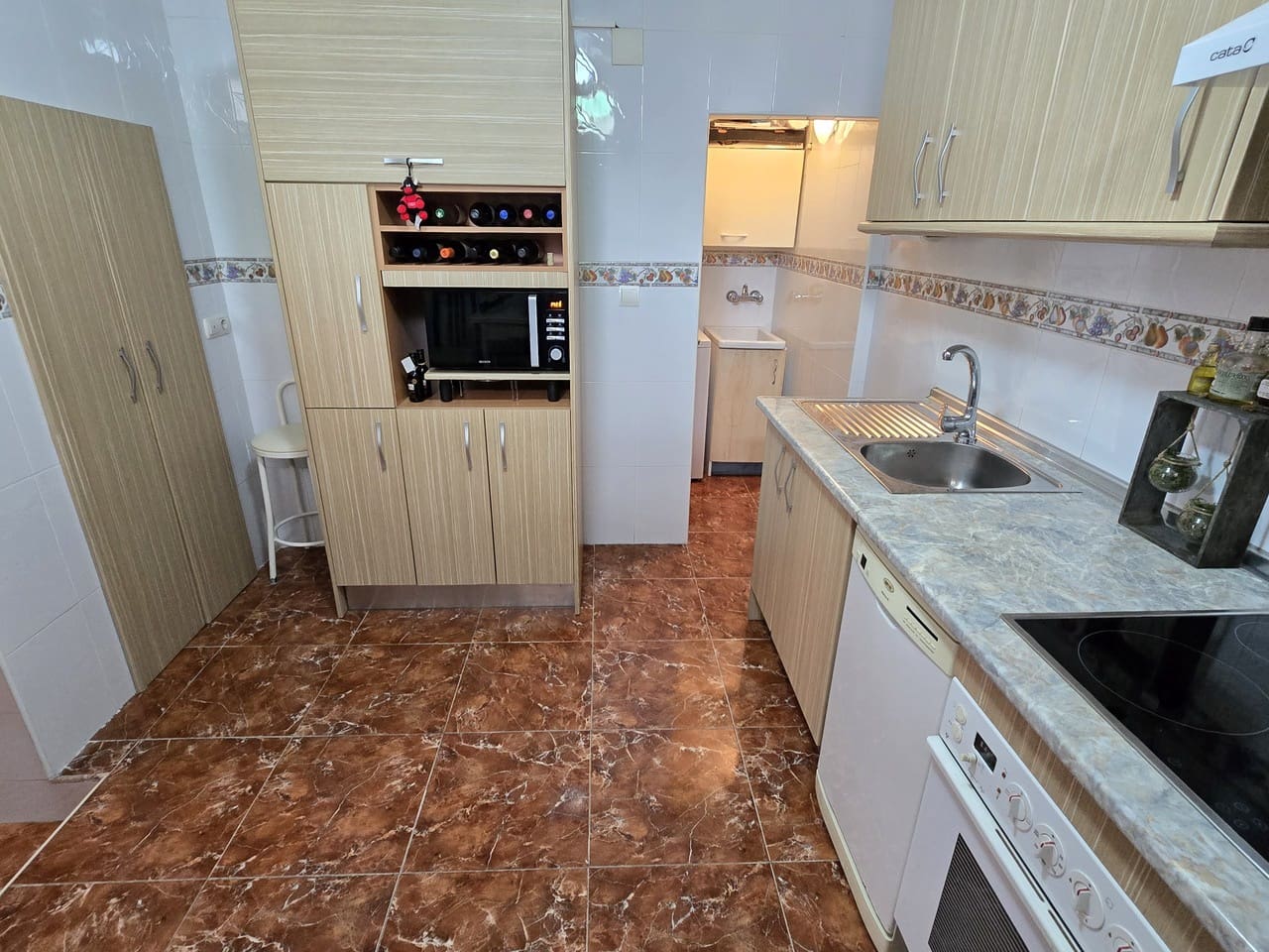 4 bedroom Villa for sale in Vinuela - € 193,000 (Ref: 8846601)