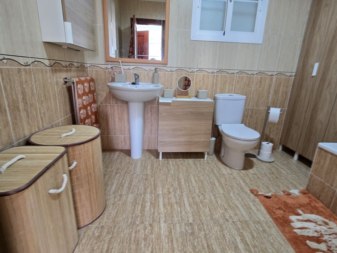 2 soveværelse Byhus til salg i Alcaucin med swimmingpool garage - € 215.000 (Ref: 8855969)