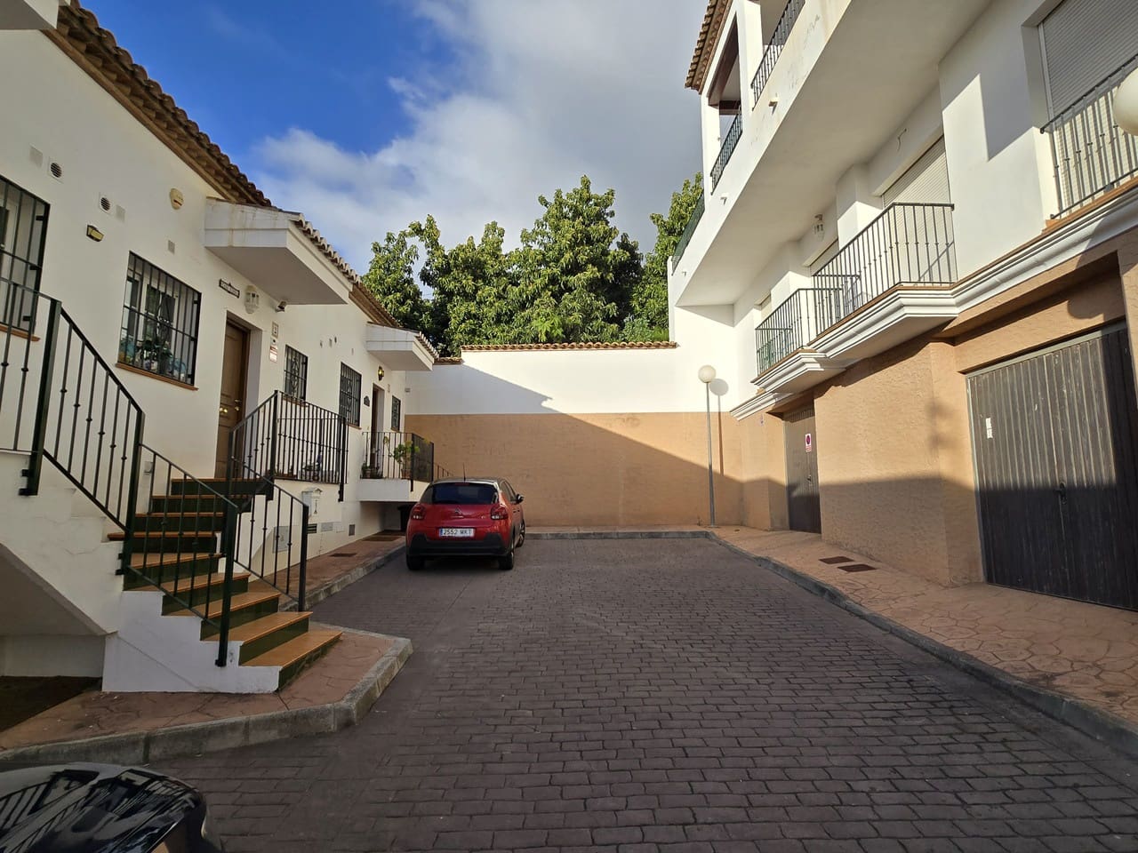 2 soveværelse Byhus til salg i Alcaucin med swimmingpool garage - € 215.000 (Ref: 8855969)
