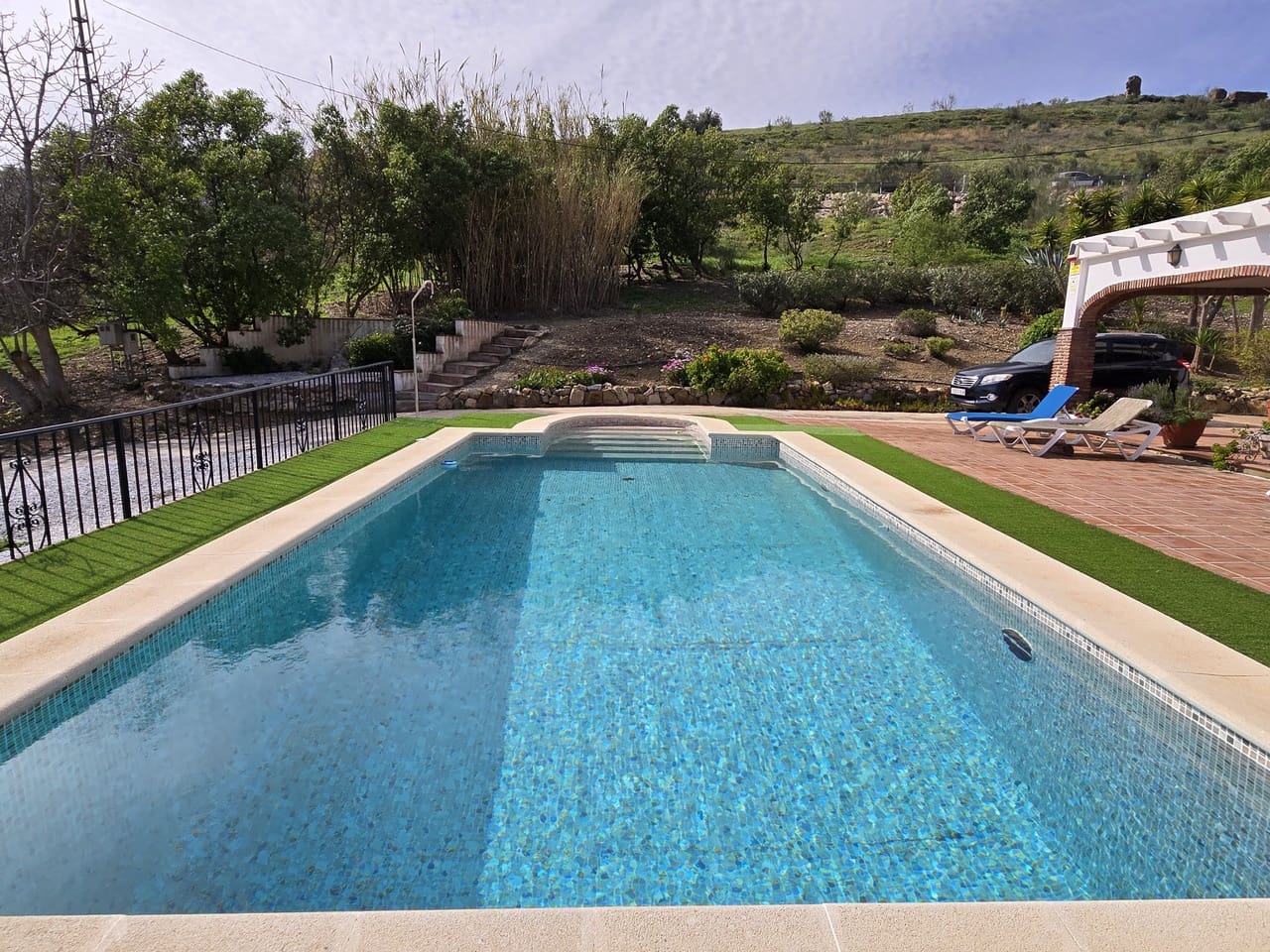 3 soveværelse Villa til salg i Alcaucin med swimmingpool garage - € 374.950 (Ref: 8868483)