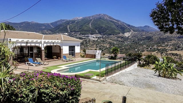 3 sypialnia Willa na sprzedaż w Alcaucín z basenem garażem - 374 950 € (Ref: 8868483)