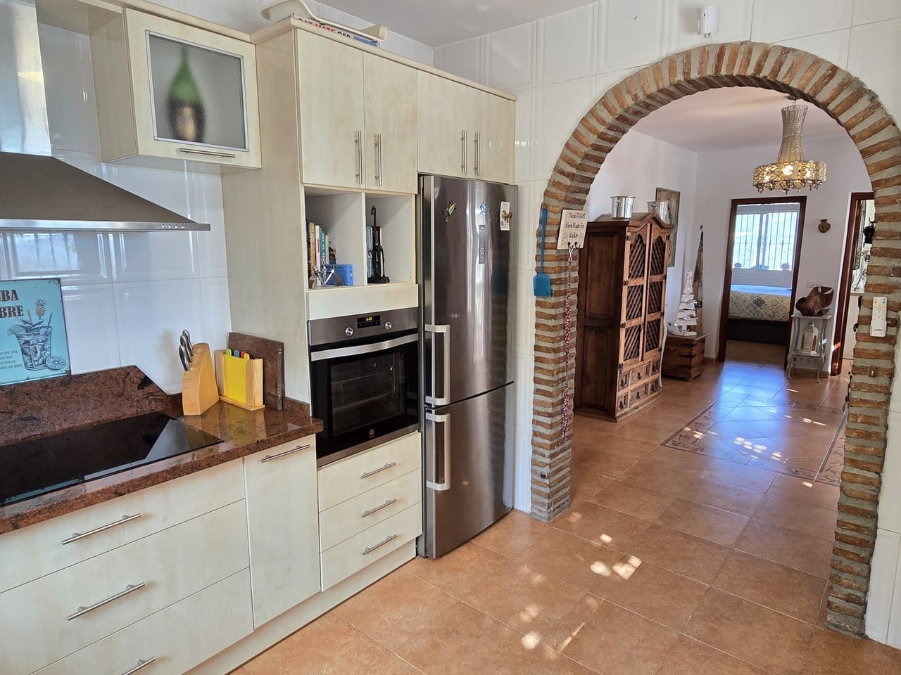 3 sypialnia Willa na sprzedaż w Alcaucin z basenem garażem - 374 950 € (Ref: 8868483)