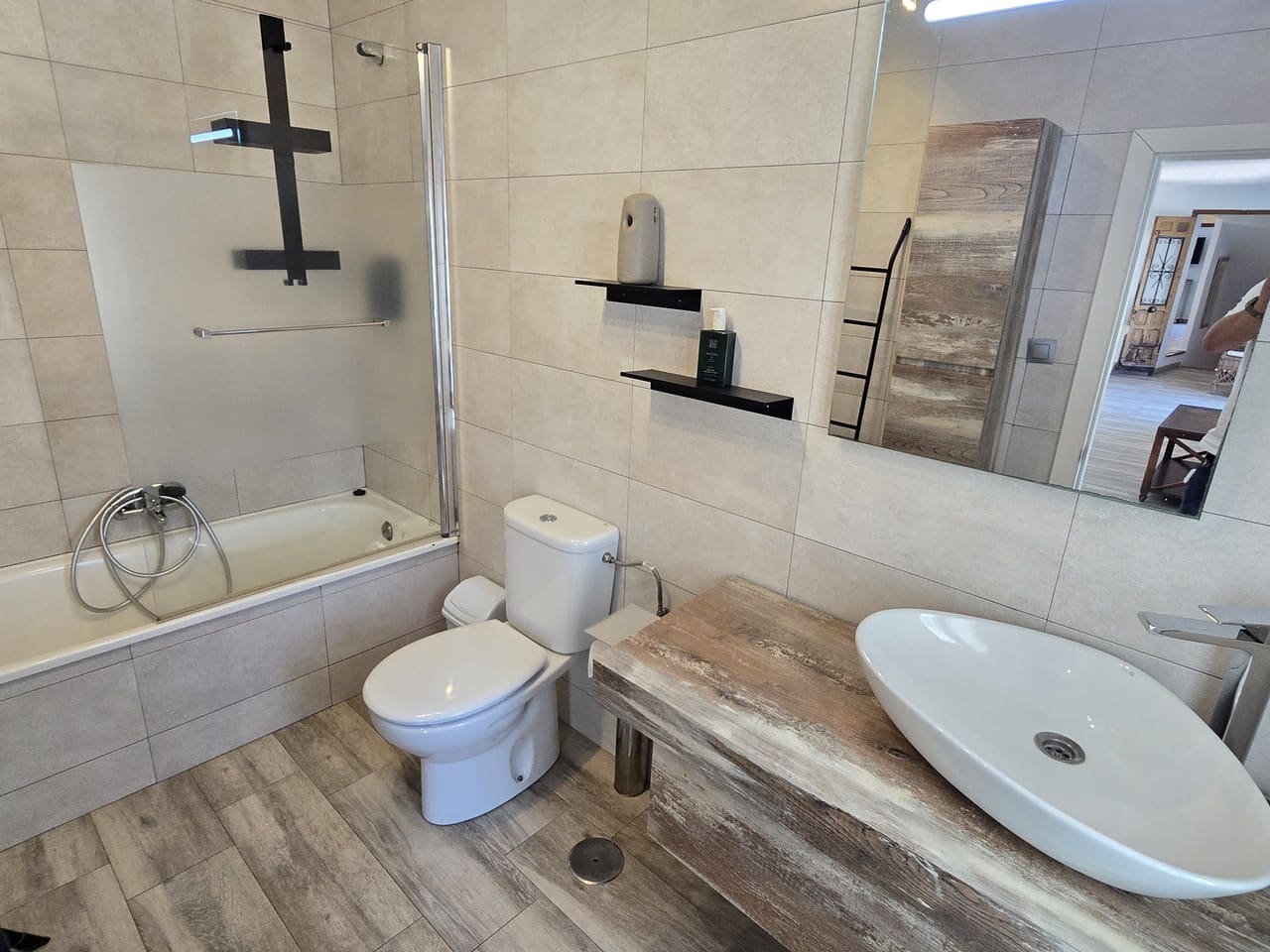 5 bedroom Townhouse for sale in Vinuela with pool - € 385,000 (Ref: 8917392)