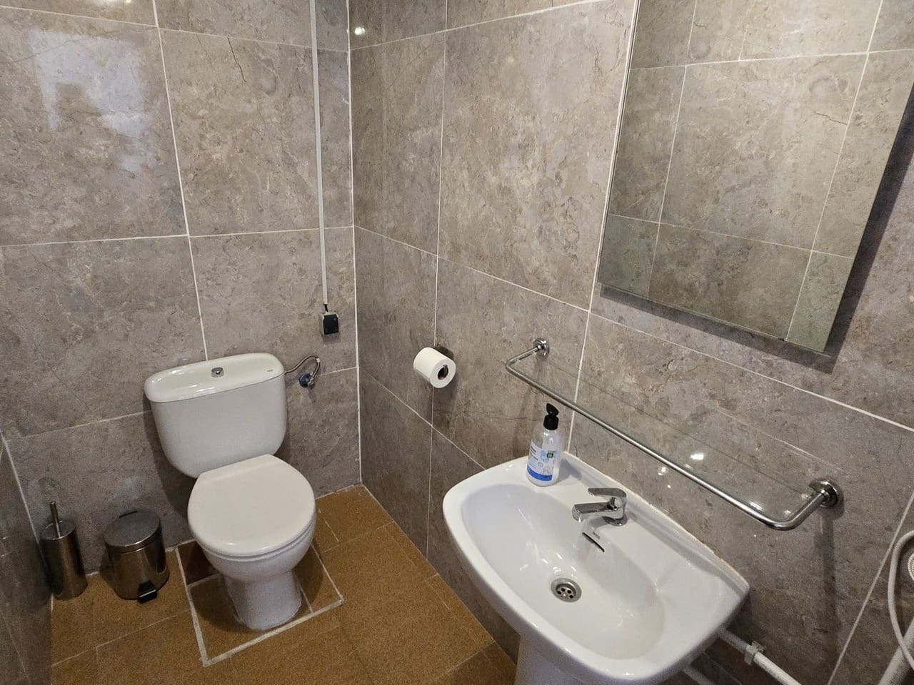 5 bedroom Townhouse for sale in Vinuela with pool - € 385,000 (Ref: 8917392)