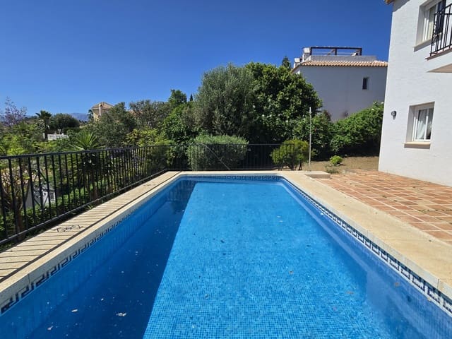 6 soverom Villa til salgs i Puente de Don Manuel, Alcaucín med svømmebasseng garasje - € 339 000 (Ref: 8990110)